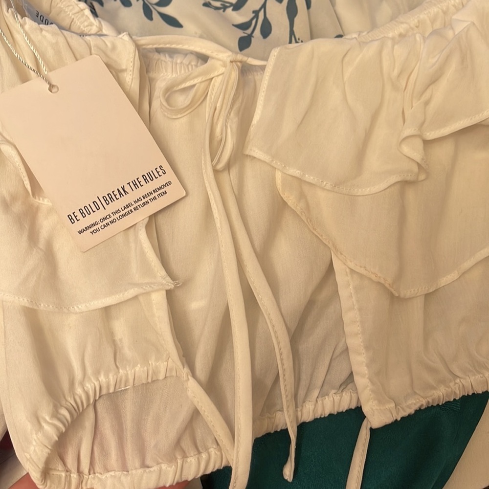 LF ruffle top - Picture 4 of 4